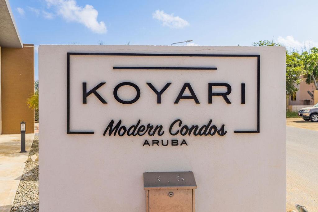 Koyari Modern Condos 9BR 7BA Sleeps 26 w/ Pool&Roof Deck Palm Beach Buitenkant foto
